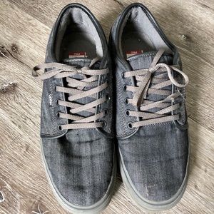 Vans “Chukka Low” Style